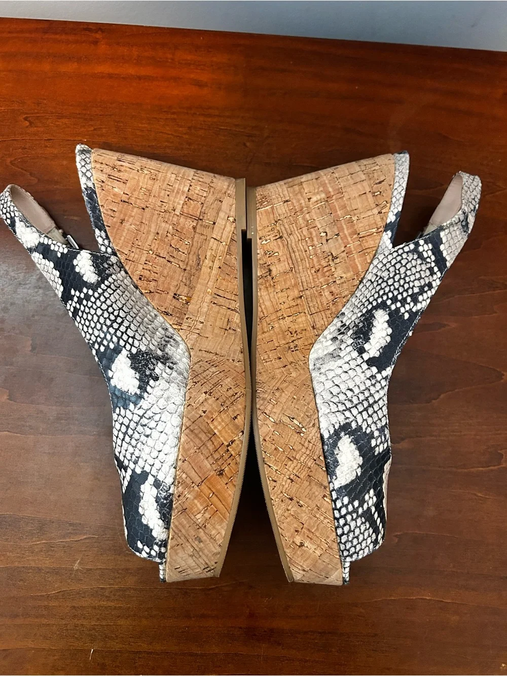 Stuart Weitzman Black & Cream Jane Snake-Print Cork Platform Sandals size 91/2 M
